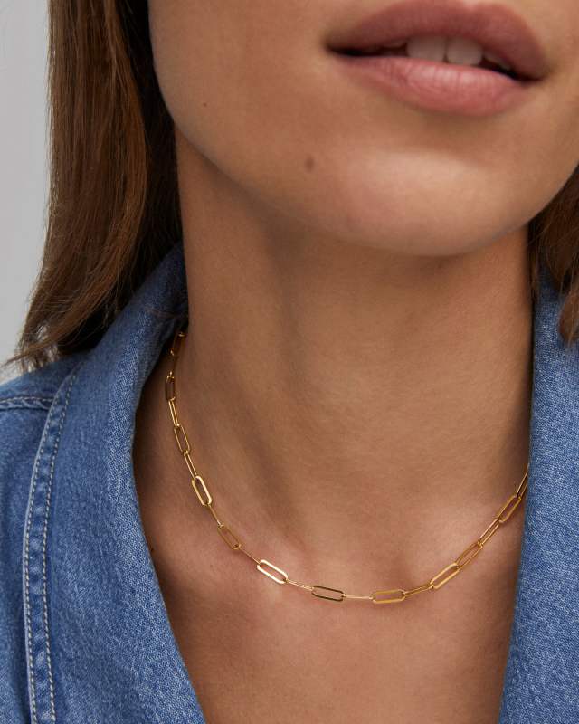30 Inch Large Paperclip Chain Necklace in 18k Gold Vermeil image number 3.0